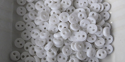 4mm buttons - white