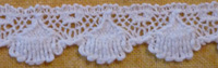 Scalloped lace ½" (12mm) wide - white